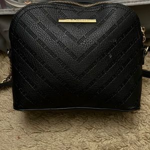 Small Steve Madden cross body bag